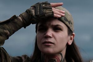 Руна: Простите меня, ну вы живете в этой стране, должно же быть какое-то понимание, стремление – чтобы и дальше жить в этой стране, ты должен ее защитить