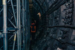 Константин Бондарев проинспектировал аварийный участок столичного метро