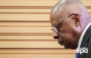 Остин вернулся из госпиталя