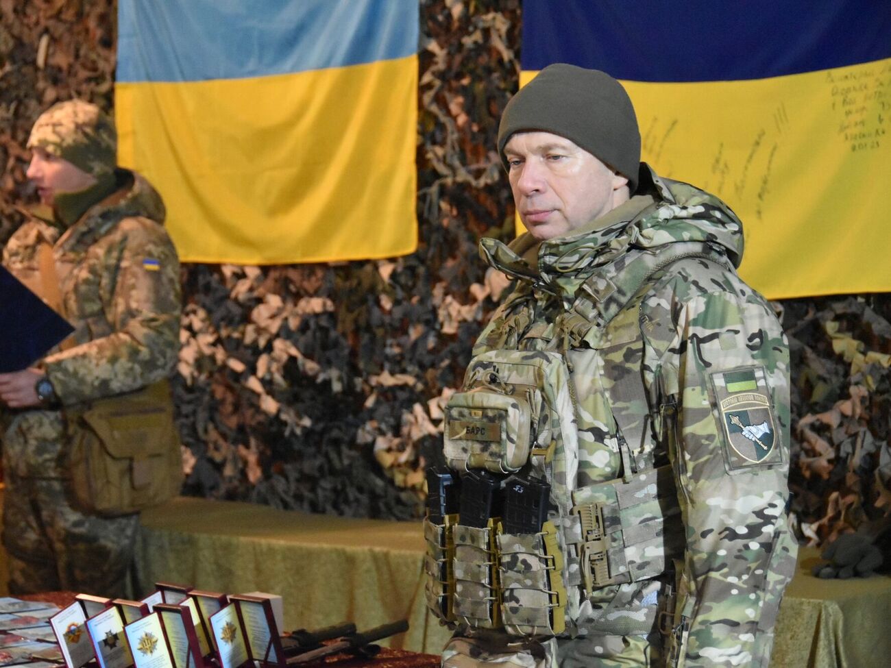 Россия стремится захватить инициативу в войне, отметил Сырский