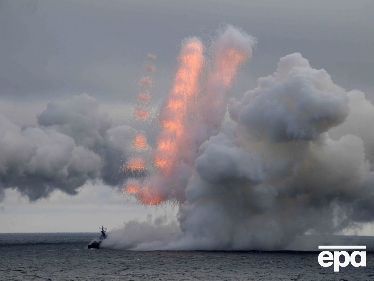 Россия продолжает производить ракеты, которыми она обстреливает Украину