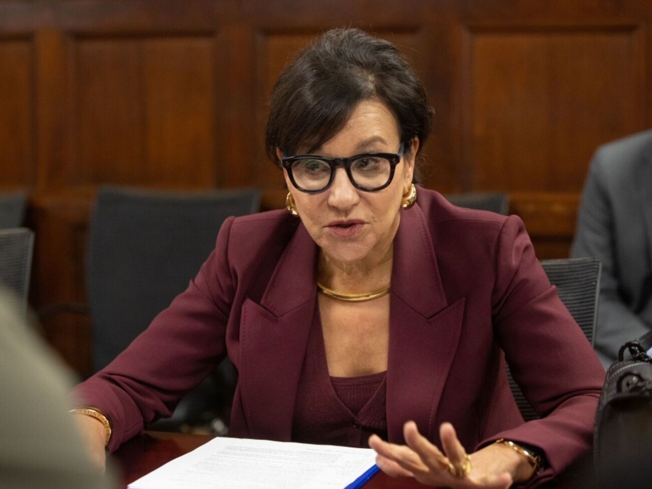 Вопрос конфискации российских активов будут решать все страны, где находятся средства РФ, отметила Прицкер