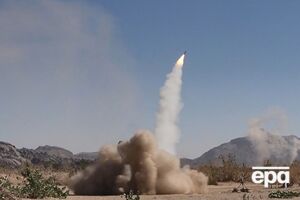 Хусити вважають "законними цілями" всі військові кораблі США і Великобританії, зазначив їхній представник Амер