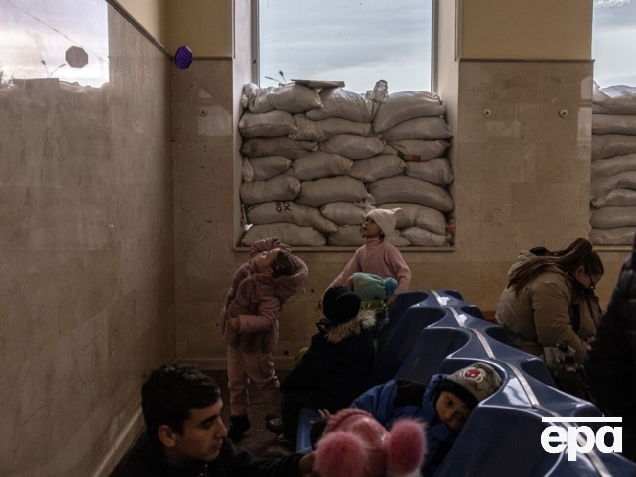 В ОВА закликали виїжджати сім'ї з дітьми