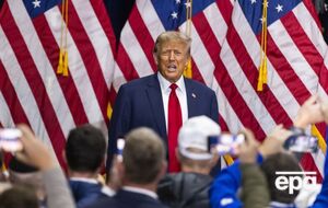 Экс-президент США говорит, что "хорошо ладит" с Путиным