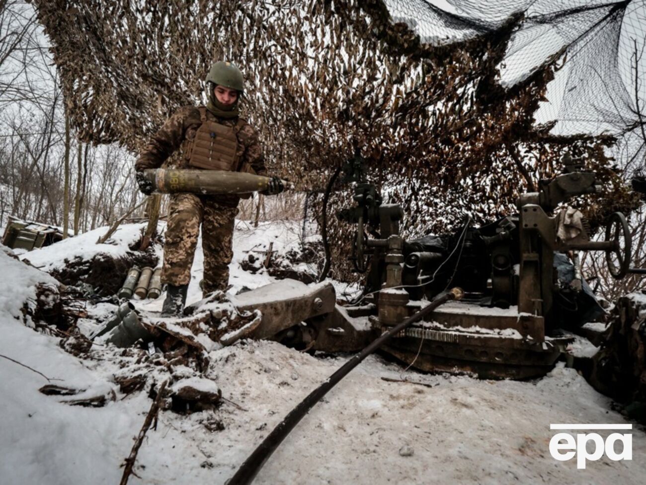 Захід має дати Україні все необхідне для оборони, пише оглядач Bloomberg