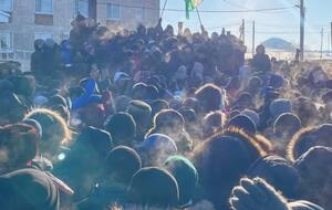 В Башкортостане люди собрались на митинг в поддержку активиста