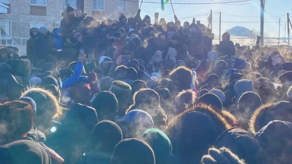 В Башкортостане люди собрались на митинг в поддержку активиста