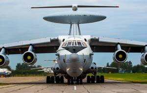 В состав экипажа А-50 входят только хорошо подготовленные профессионалы, отмечает Казанский