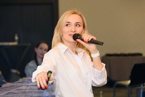 Романюк считает, что вся редакция издания "Народна правда" – не настоящие люди