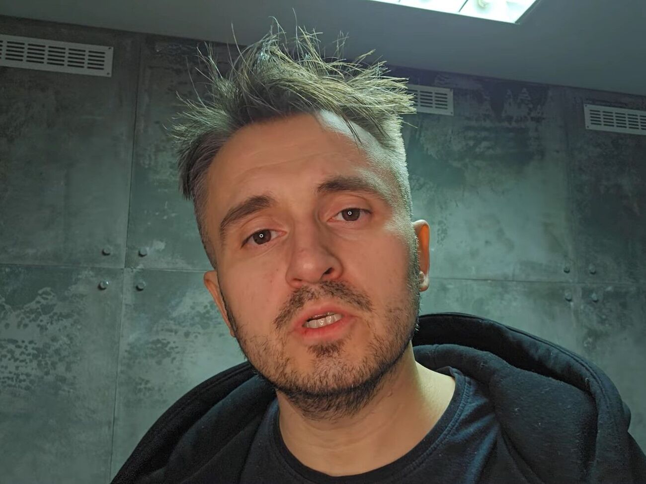 На думку Бігуса, оприлюднене відео схоже на системне намагання дискредитувати багаторічну роботу його редакції