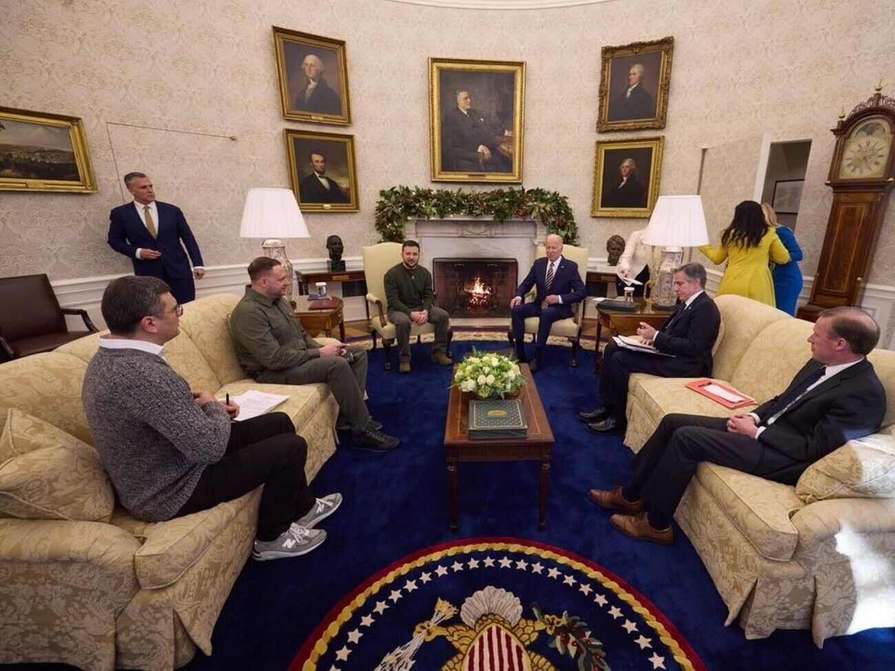 Встреча Зеленского, Ермака и Кулебы с Байденом состоялась в резиденции американского президента 21 декабря 2022 года