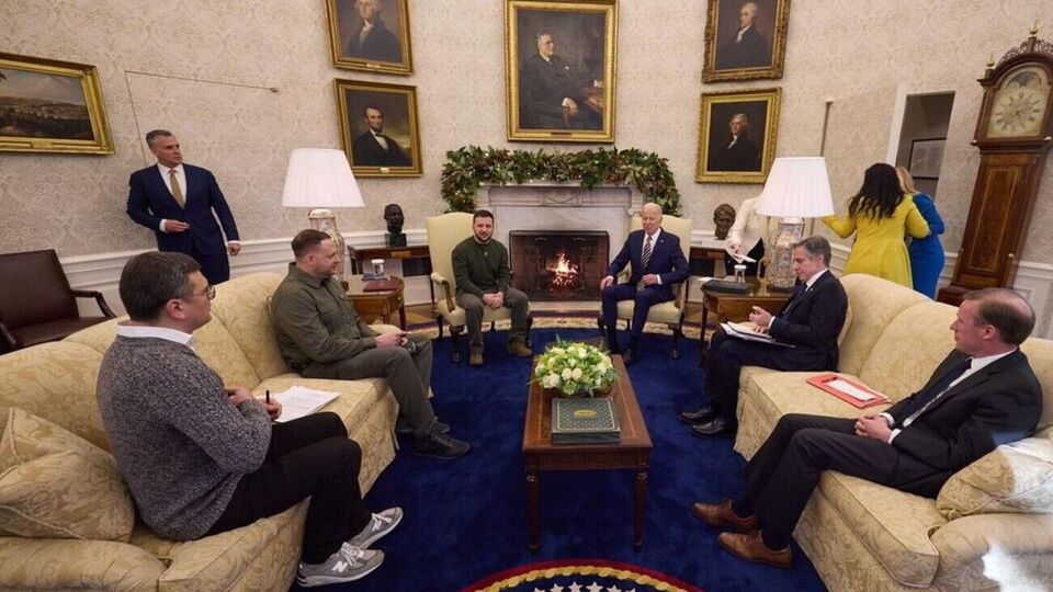 Встреча Зеленского, Ермака и Кулебы с Байденом состоялась в резиденции американского президента 21 декабря 2022 года