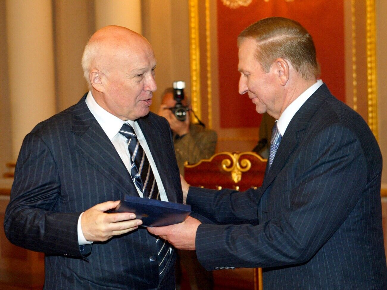 Кучма о Горбулине: Мне кажется, что мы с Владимиром Павловичем спорим всегда – и каждого из нас эти споры всегда продвигают вперед