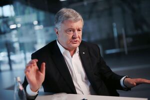 Порошенко 1 декабря сообщил, что его не выпустили из Украины в командировку