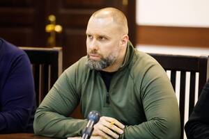 По словам Синегубова, захватчики нанесли удар управляемой авиабомбой
