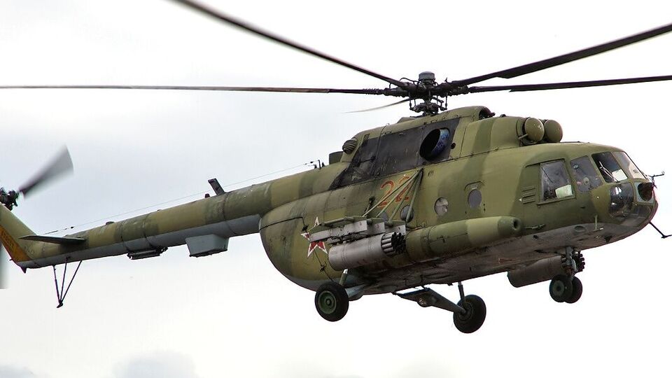Російський Мі-8 аварійно сів у Брянській області
