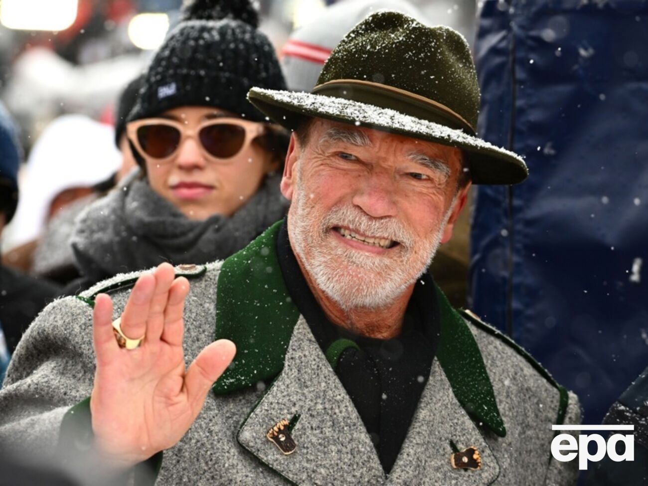 Шварценеггера відпустили після кількох годин перебування в аеропорту Мюнхена