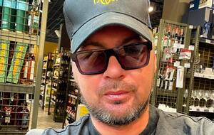 Милевский заявил, что полиция запретила выкладывать полное видео следственных действий у него дома