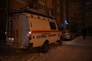 Аварийные и оперативные службы работают на местах падения обломков ракет в Белгороде, заявил местный губернатор
