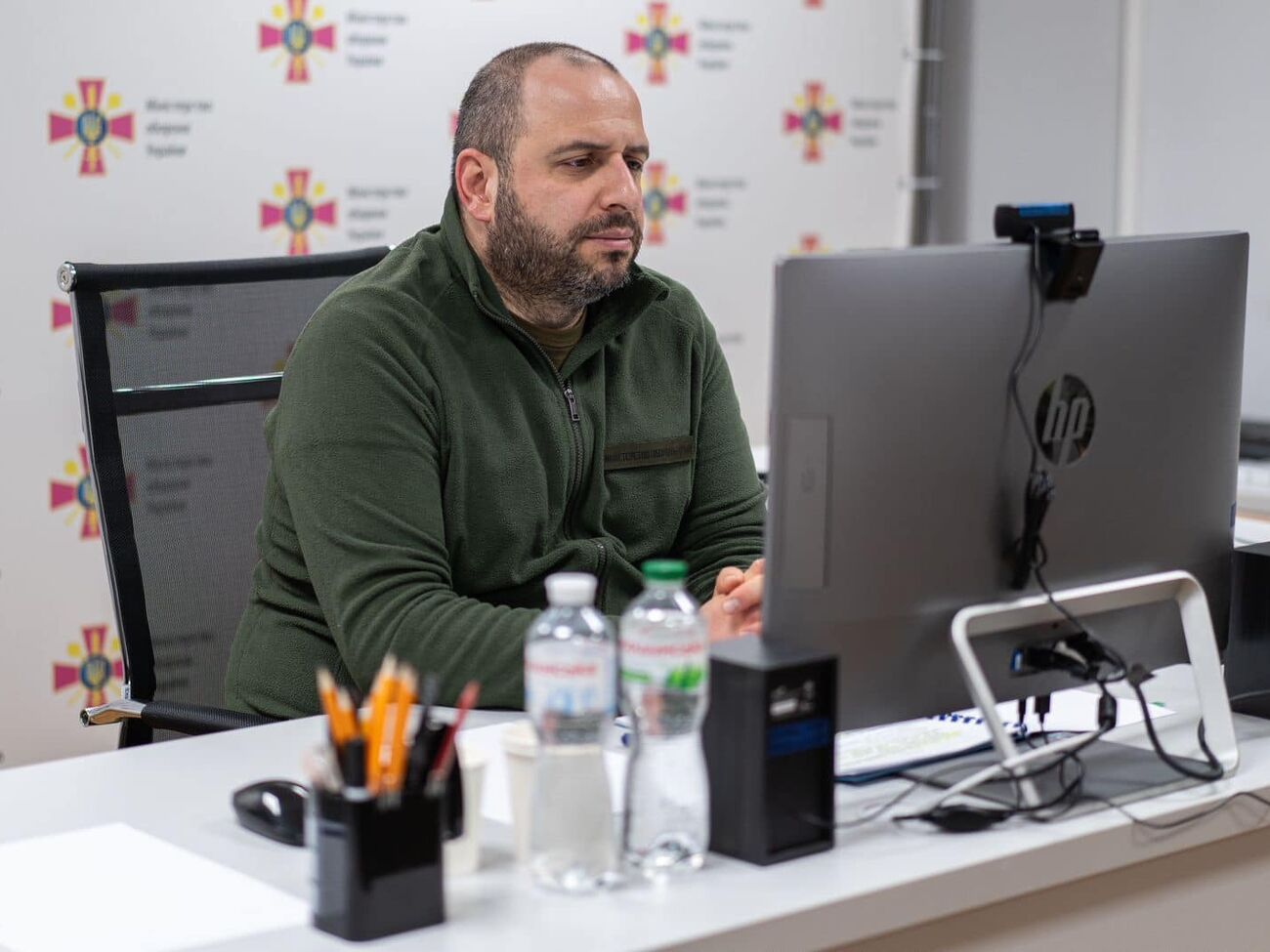 В Минобороны объяснили, почему Умеров не поехал во Францию