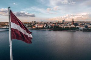 Латвія запропонувала росіянам, які не вивчили мови, виїхати протягом двох тижнів
