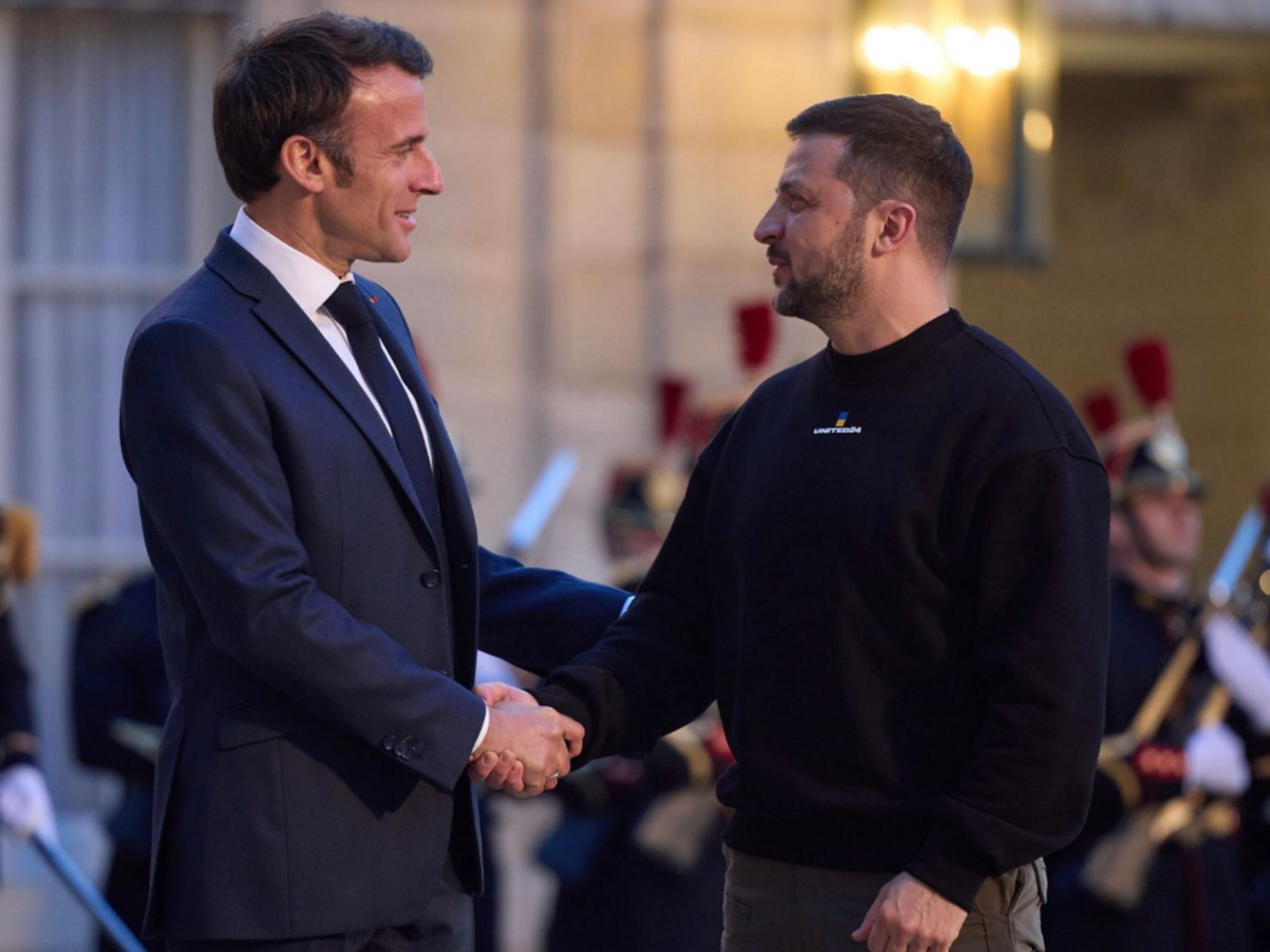 Зеленский и Макрон планируют встретиться в феврале в Киеве
