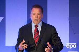 17 січня Шварценеггер провів приблизно три години на митниці в аеропорту Мюнхена. Проблеми виникли через годинник