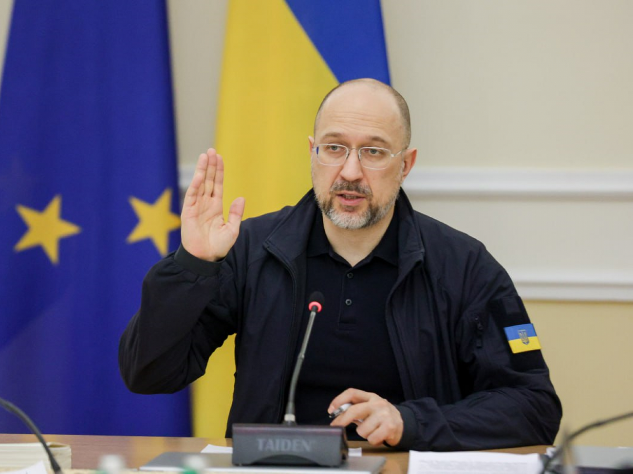 Кошти на облаштування оборонних рубежів виділено профільним відомствам й ОВА, зазначив Шмигаль