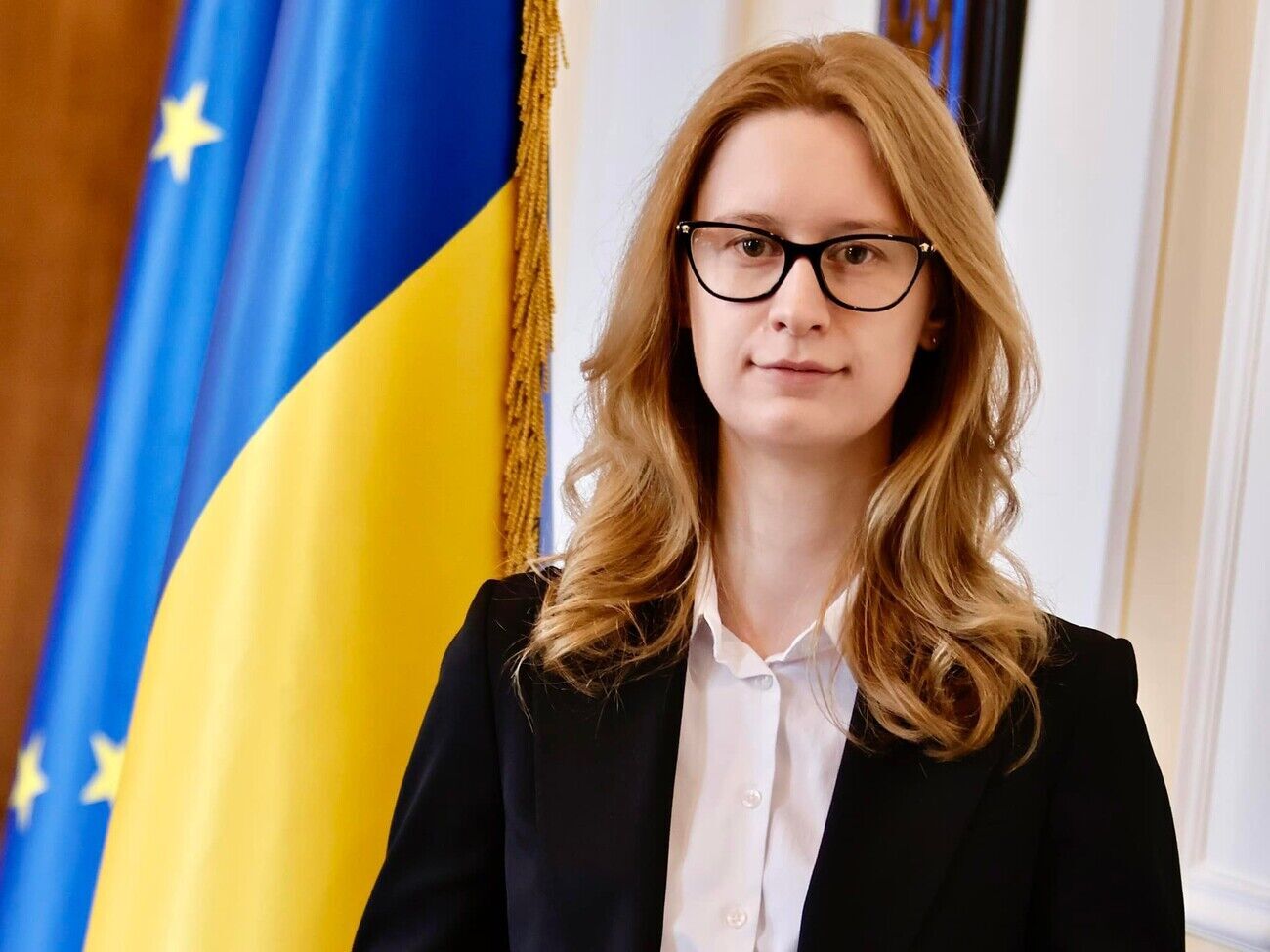 Пидласа считает, что украинцы с большими зарплатами могли бы отдавать больше денег на армию