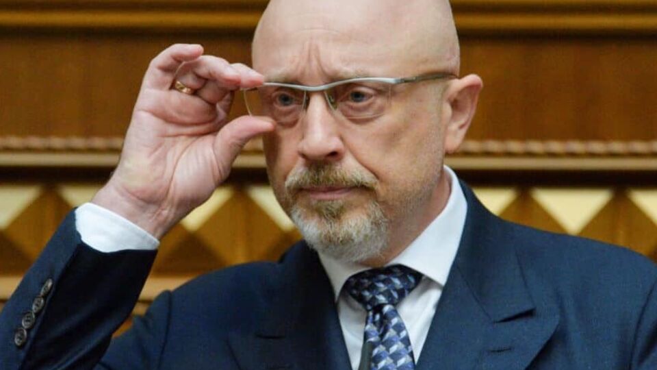 5 сентября 2023 года парламент уволил Резникова с должности министра обороны Украины