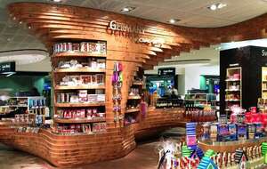 Кабмін ухвалив рішення для ліквідації схеми ухилення від сплати податків під час реалізації тютюнових виробів і алкоголю в магазинах duty free, зазначили в Мінфіні