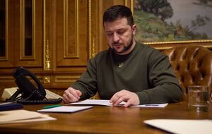 Зеленский поручил МИД Украины сообщить о решении исполкому СНГ