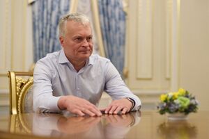 Науседа закликає надати Україні більше засобів ППО