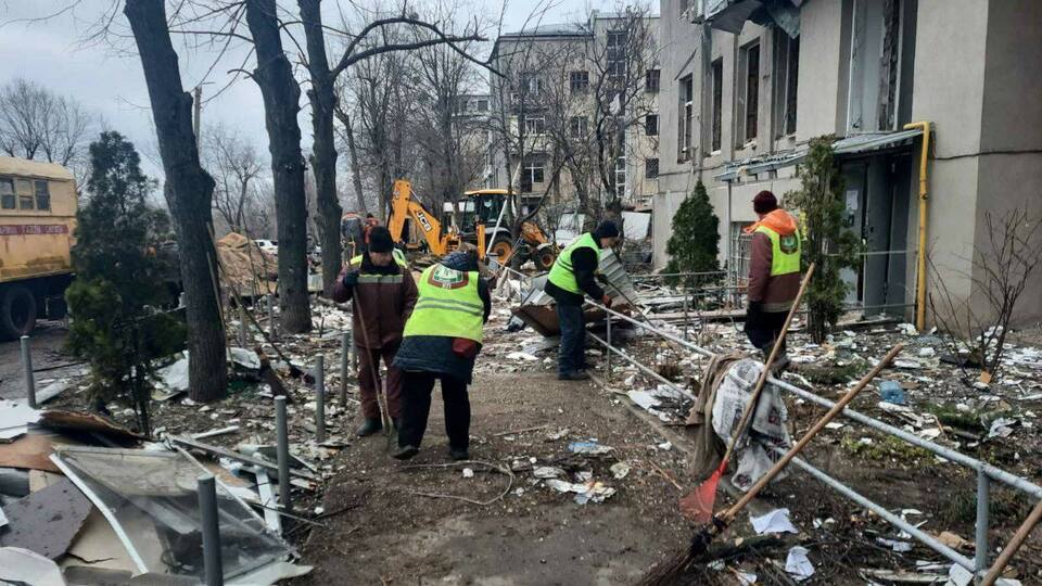 Усі служби працюють над ліквідацією наслідків масованого обстрілу