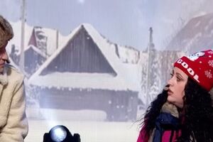 За сюжетом дівчина зі Скадовська (Гатун) переїжджає на Закарпаття і намагається розмовляти українською з місцевим жителем (Великий), але робить помилки