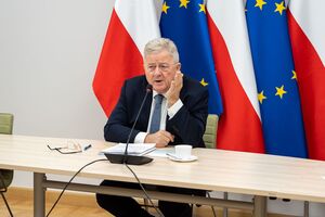 По словам Секерского, экспорт украинского зерна должен идти другим путем, нежели европейский или польский