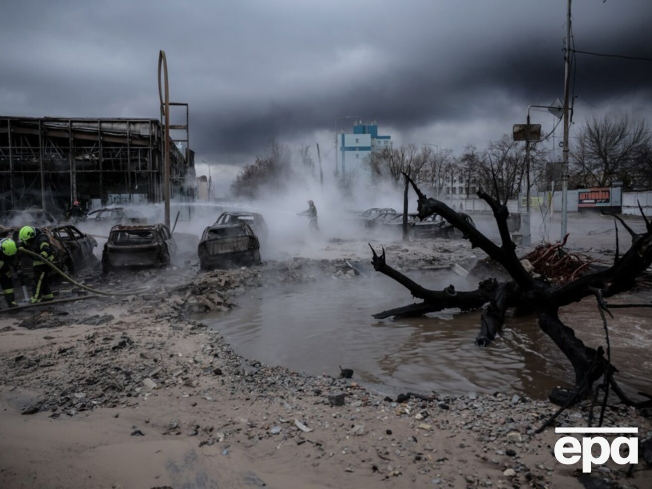 Бербок отреагировала на массированные обстрелы Украины со стороны РФ