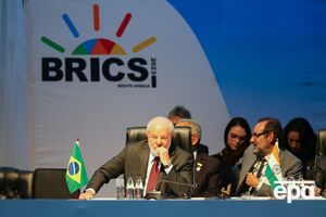 На саміті в Південній Африці у БРІКС запрошували шість країн, але в підсумку приєдналося п'ять