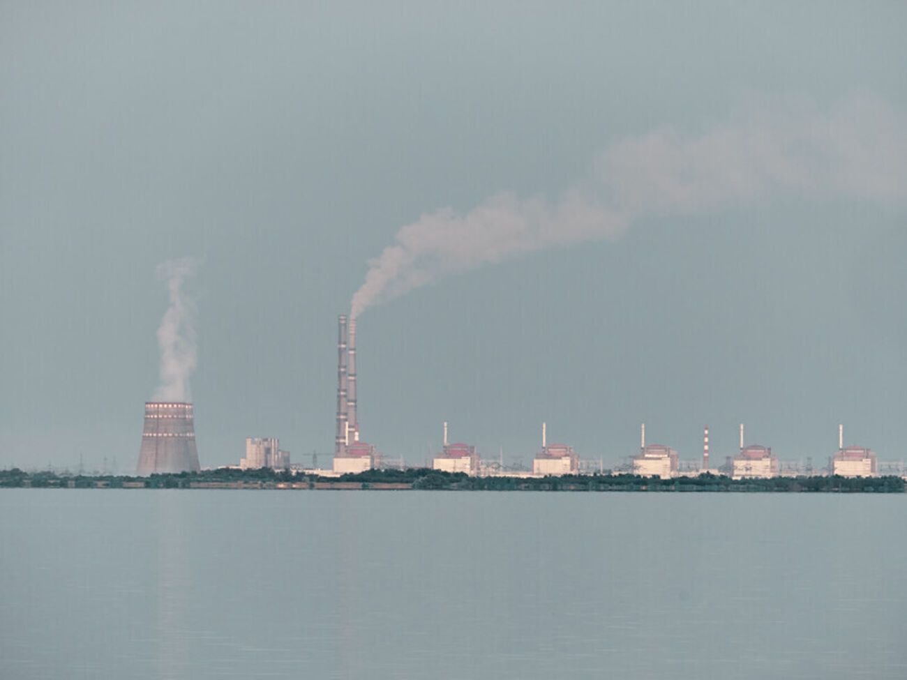 ЗАЕС опинилася під окупацією російських військових на початку березня 2022 року й відтоді працює під їхнім контролем