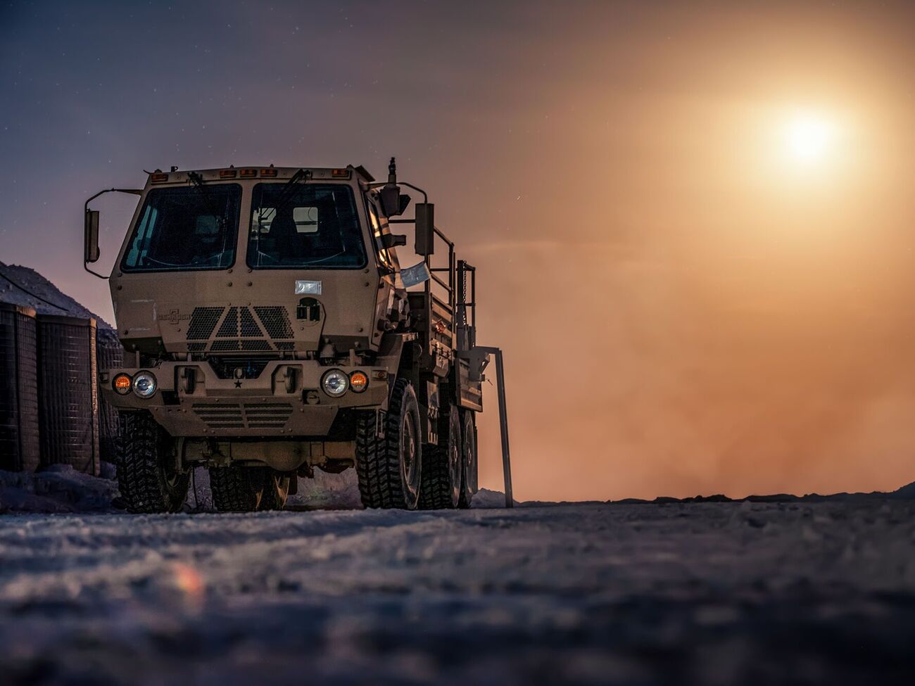 Відповідальність за ракетний удар по авіабазі взяло на себе угруповання "Ісламський опір в Іраку", зазначили ЗМІ