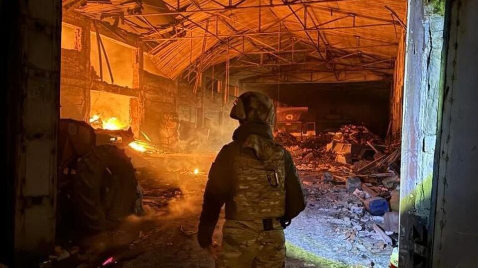 В Часовоярской общине повреждено промышленное здание