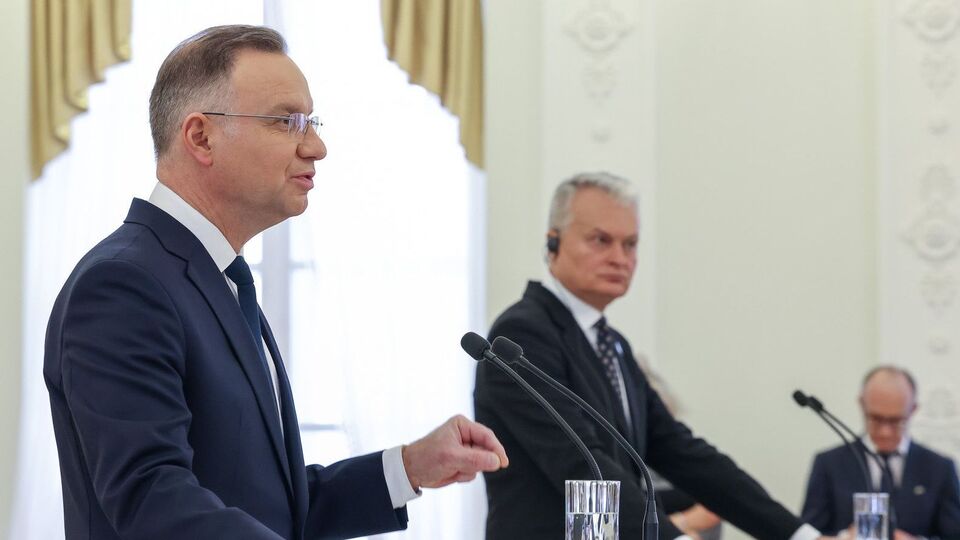 Дуда и Науседа обсудили помощь Украине