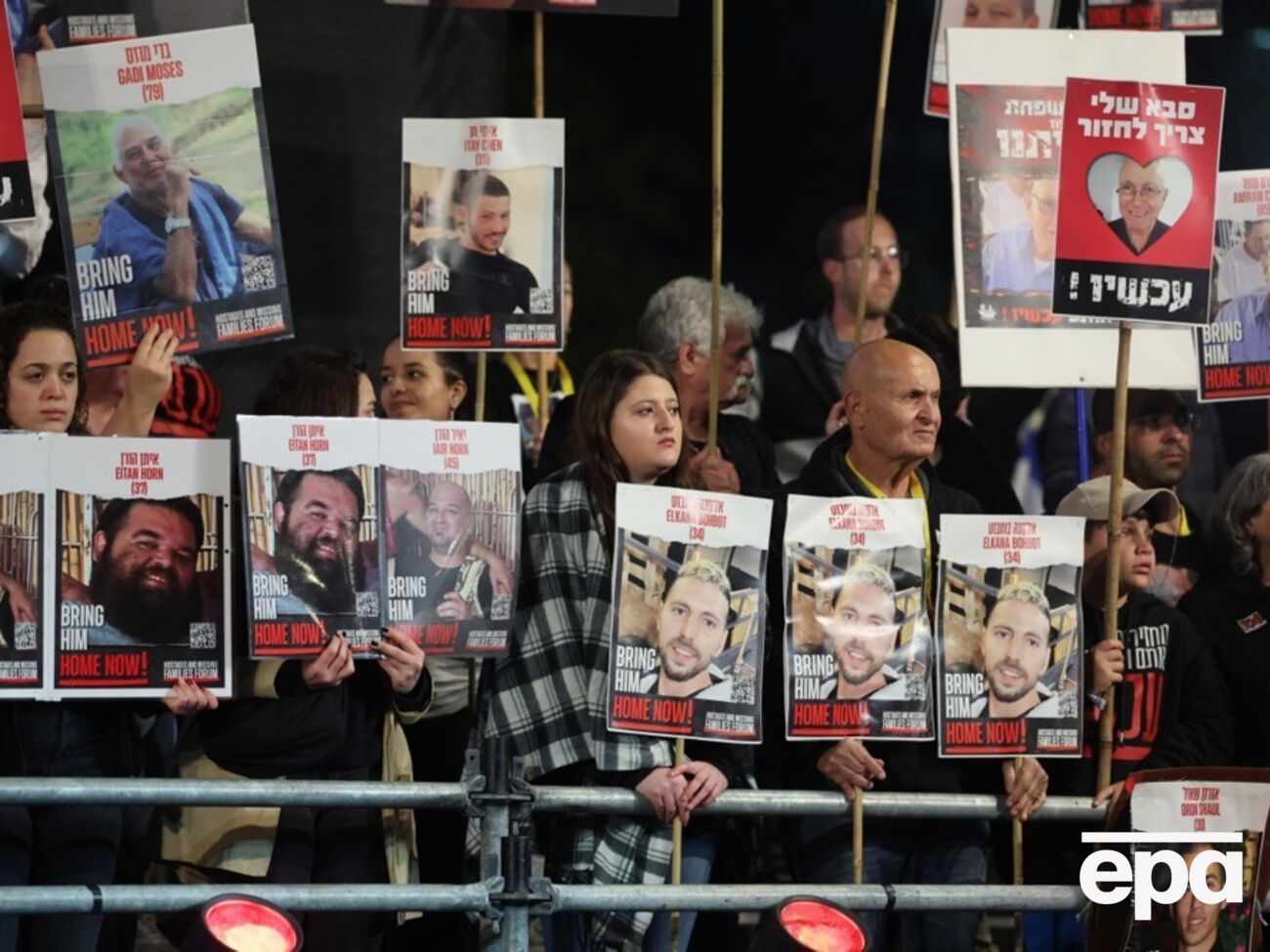 ХАМАС і далі утримує 136 заручників