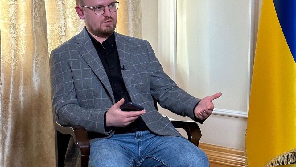 Печий уехал в заграничную командировку в конце декабря 2023 года, но не стал возвращаться в Украину