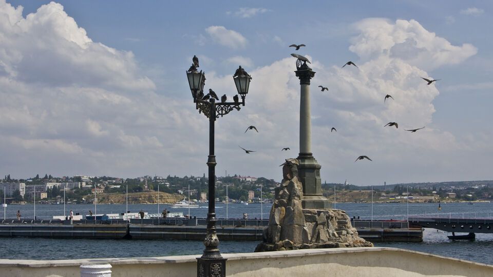 Севастополь залишився без води