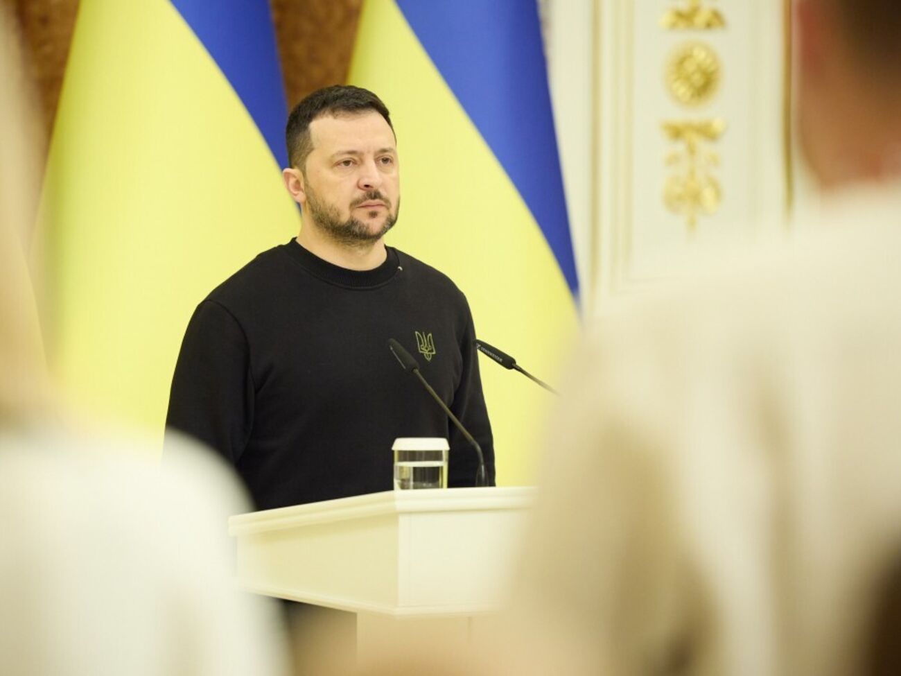 Зеленський: Сьогодні урядовці зустрічалися з представниками українського бізнесу. Дискусія непроста. Є серйозні питання