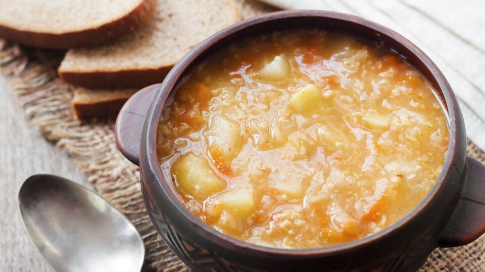 Капустняк можно готовить на природе и дома