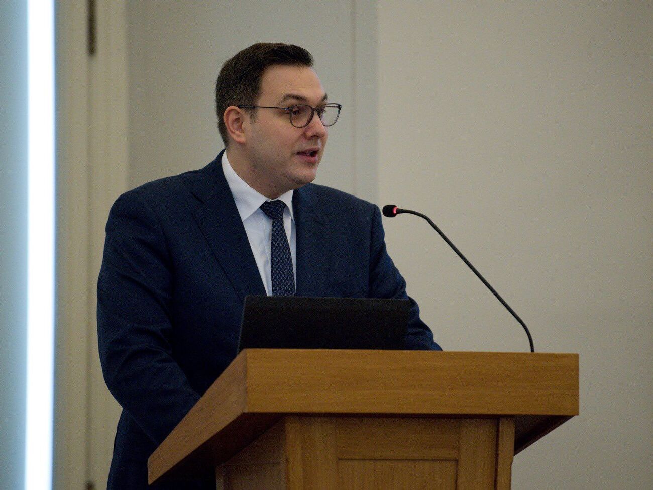 Липавский предложил ограничить дипломатам из России передвижения по ЕС