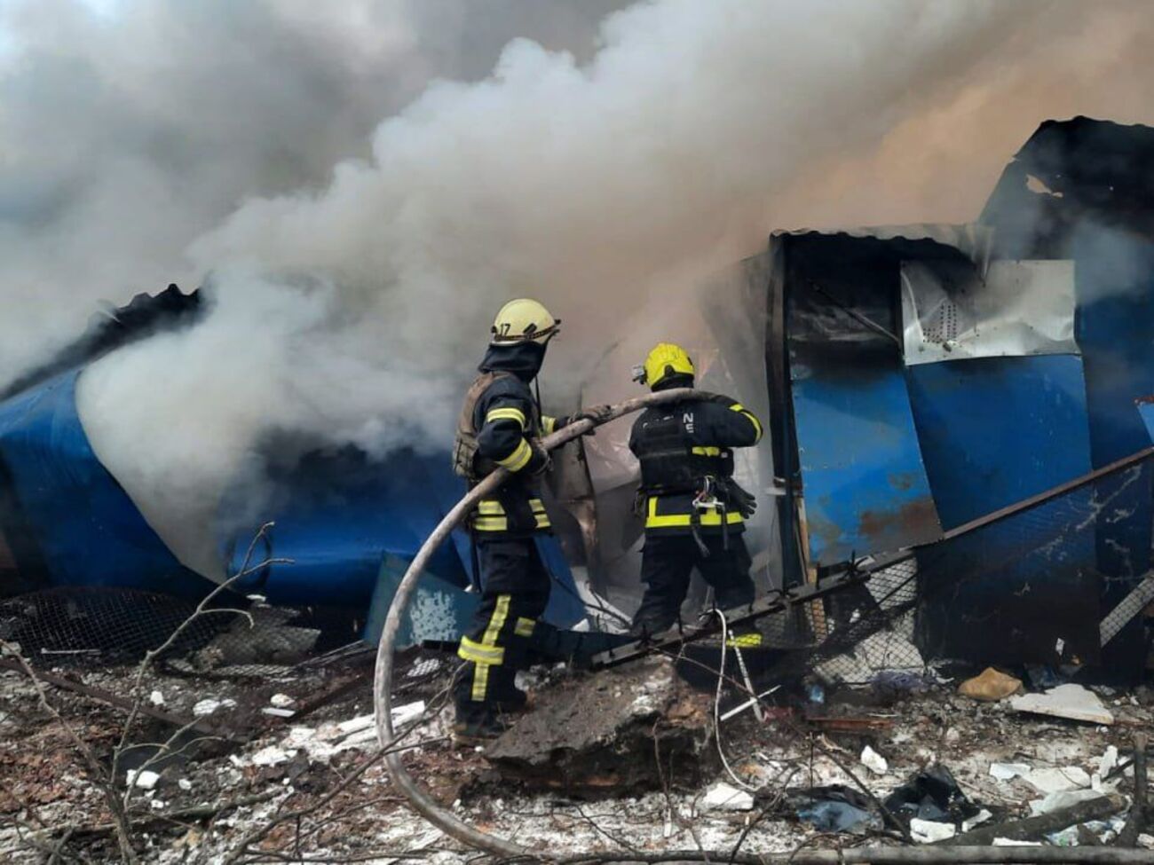 Оккупанты ударили по жилым домам и гражданской инфраструктуре